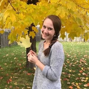 Meet your Posher, Alyssa